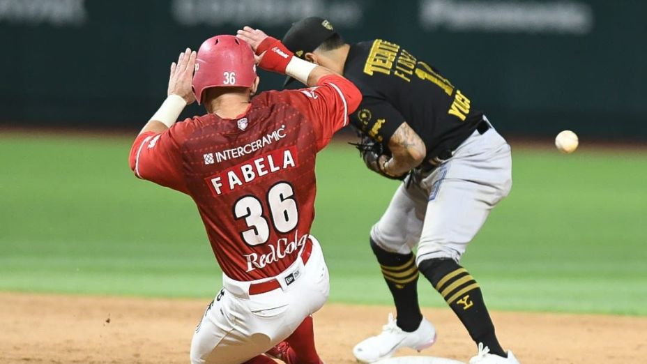 Los Leones de Yucatán imparables antes los Diablos del&nbsp;México