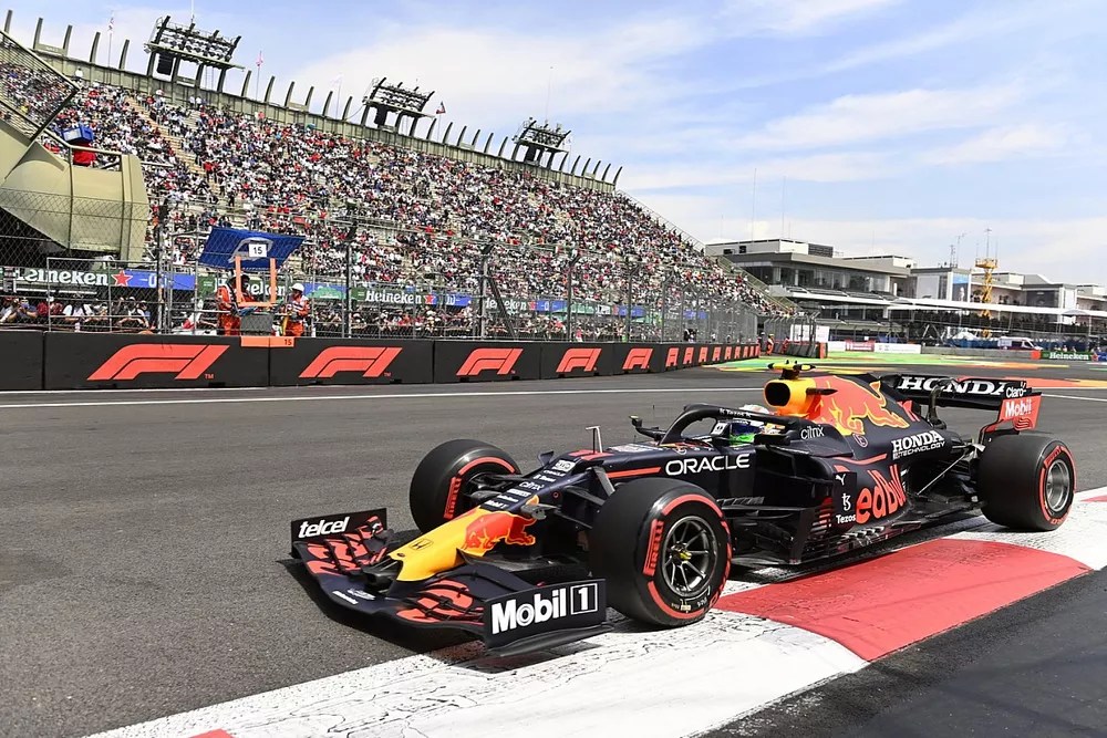 Checo dentro del top 5 en ambas sesiones de&nbsp;prácticas