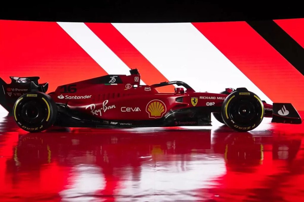 Ferrari presentó el F1-75, el auto que promete regresar a la&nbsp;cima