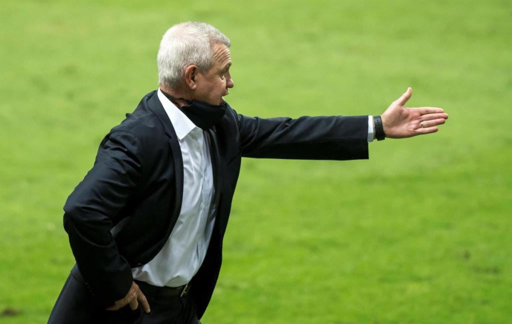 Javier Aguirre es hospitalizado de&nbsp;emergencia