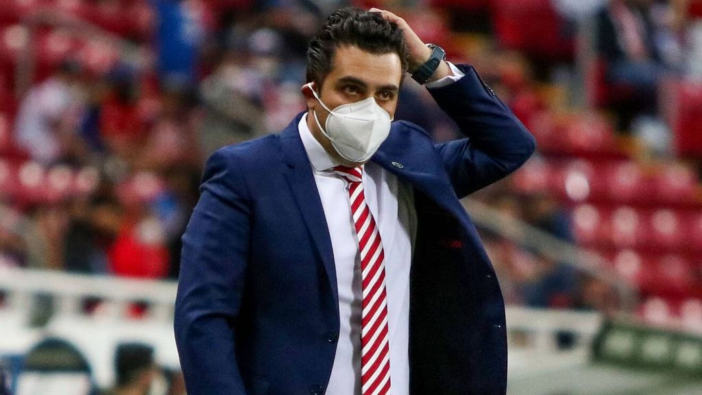 ¡Se acabó! Marcelo Michel Leaño fuera de&nbsp;Chivas