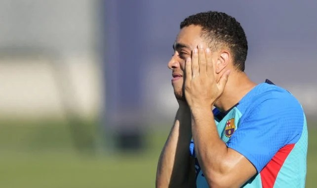 Barcelona cerca de desprenderse de Sergiño&nbsp;Dest