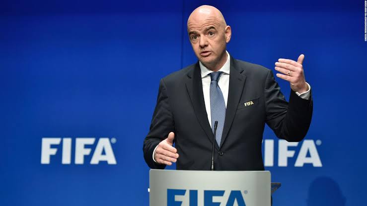 La Copa del Mundo es criticada a falta de un mes e Infantino sale en su&nbsp;defensa