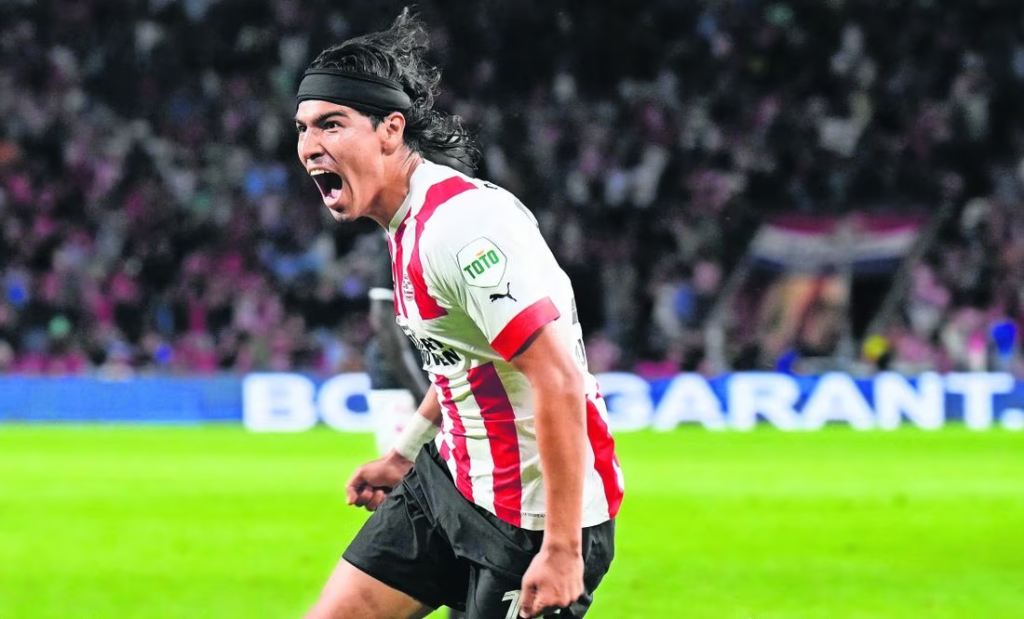 ¡Erick Gutiérrez se convierte en nuevo jugador de las&nbsp;chivas!